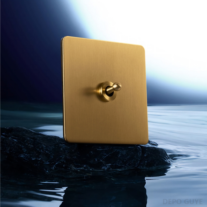 Retro Wall Light Toggle Switch - Home Improvement Guy のレビューと価格